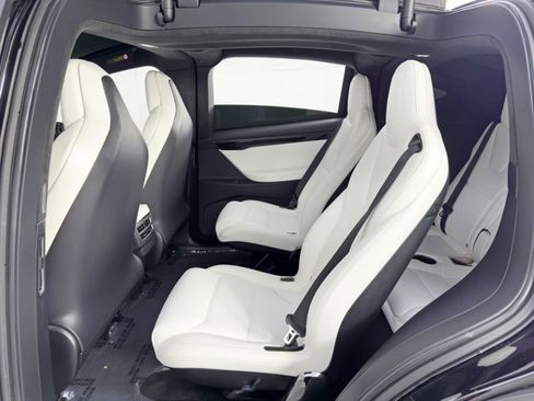 Used 2018 Tesla Model X 100D image 41