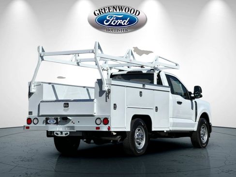 New 2025 Ford F350 XL w/ XL Chrome Package image 4