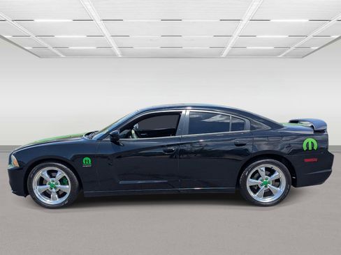 Used 2012 Dodge Charger R/T RWD image 2