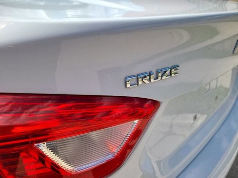 Used 2016 Chevrolet Cruze LT w/ Convenience Package image 34