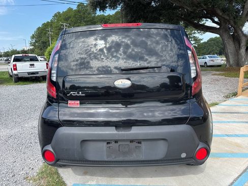Used 2014 Kia Soul FWD image 6