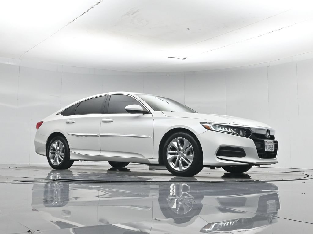 Used 2019 Honda Accord LX image 3