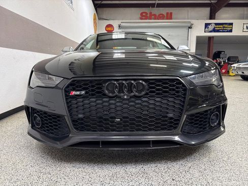 Used 2016 Audi RS 7 Prestige w/ Driver Assistance Package image 2