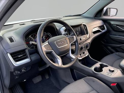 Used 2022 GMC Terrain SLE w/ Driver Convenience Package FWD image 10