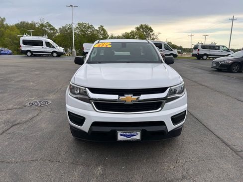 Used 2017 Chevrolet Colorado W/T w/ WT Convenience Package AWD/4WD image 8