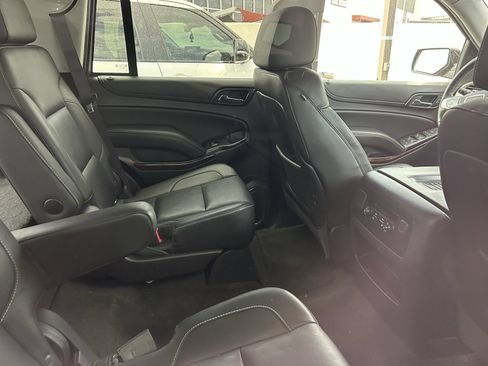 Used 2015 GMC Yukon SLT AWD/4WD image 10