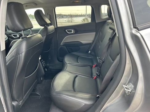 Used 2022 Jeep Compass Limited image 36