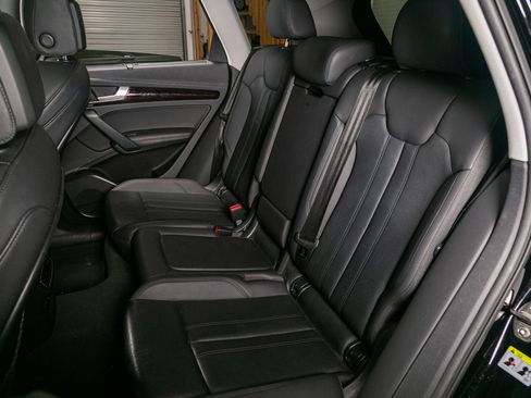 Used 2019 Audi Q5 2.0T Premium Plus w/ Premium Plus Package image 24