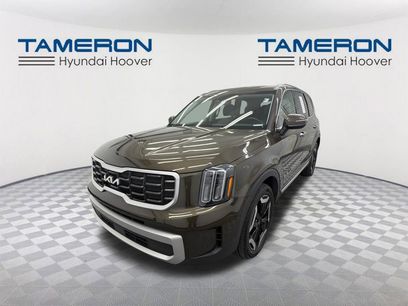 Used 2023 Kia Telluride S w/ S Sunroof Package