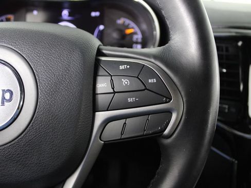 Used 2019 Jeep Grand Cherokee Limited RWD image 26