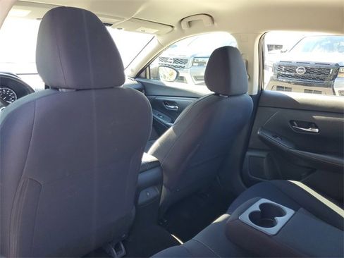 Used 2022 Nissan Sentra SV w/ Trunk Package image 25