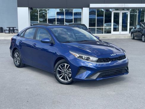 Used 2023 Kia Forte LXS FWD image 1