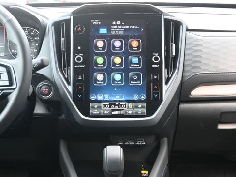 Used 2025 Subaru Forester Limited image 33