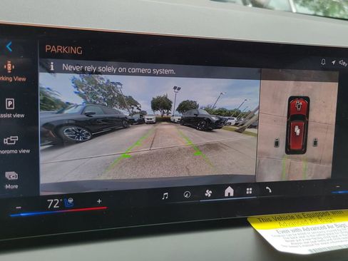 Used 2025 BMW X3 xDrive30i w/ Premium Package image 11