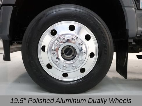 Used 2023 Ford F450 Platinum w/ FX4 Off-Road Package AWD/4WD image 47