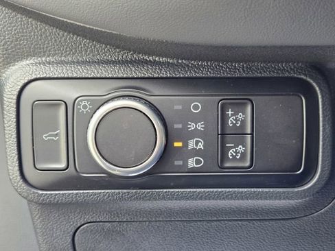 New 2026 Ford Explorer Active image 16