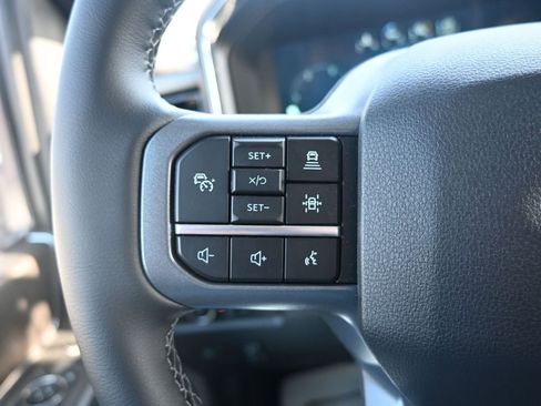 New 2026 Ford F250 Lariat w/ Black Appearance Package image 40