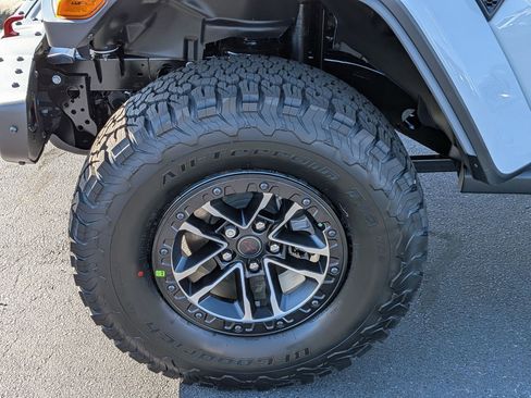 New 2026 Jeep Wrangler Unlimited Rubicon image 9