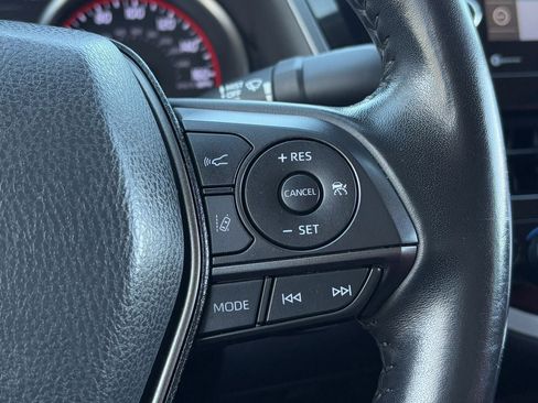 Used 2021 Toyota Camry XSE image 17