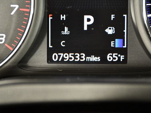 Used 2020 Mitsubishi Outlander SEL AWD/4WD image 17