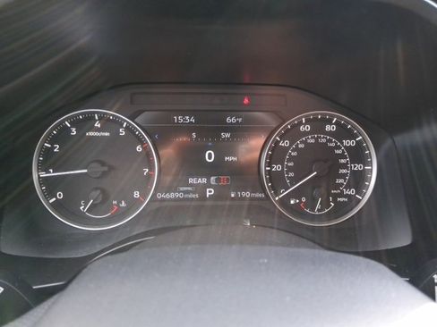 Used 2024 Mitsubishi Outlander image 18