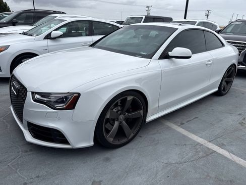 Used 2013 Audi RS 5 Coupe w/ Audi MMI Navigation Plus Pkg AWD/4WD image 2