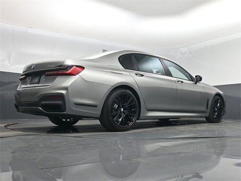 Used 2022 BMW 740i xDrive 740i xDrive w/ M Sport Package image 54