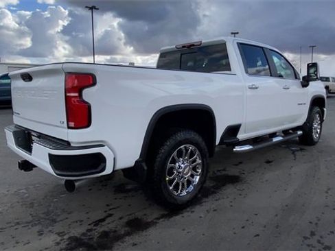 New 2026 Chevrolet Silverado 3500 LT w/ Z71 Chrome Sport Edition image 8
