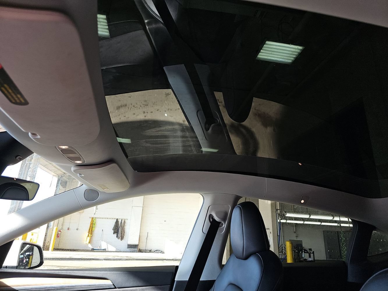 Used 2024 Tesla Model Y Long Range AWD/4WD image 16