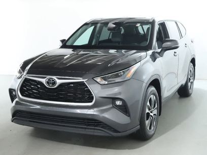 Certified 2022 Toyota Highlander XLE