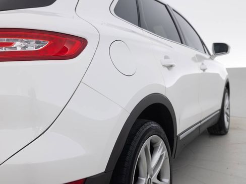 Used 2017 Lincoln MKC Reserve w/ Lincoln MKC Climate Package AWD/4WD image 14