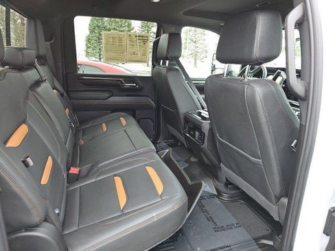 Used 2024 GMC Sierra 3500 AT4 w/ AT4 Premium Plus Package image 17