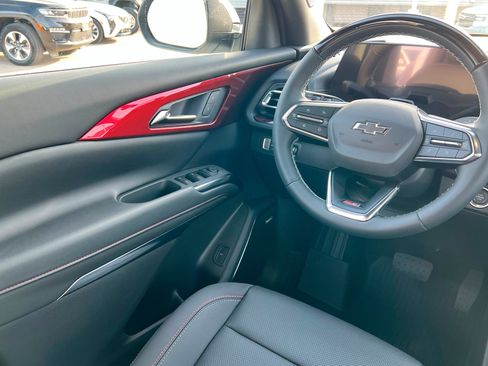 New 2026 Chevrolet Traverse Z71 w/ Enhanced Driving Package image 12