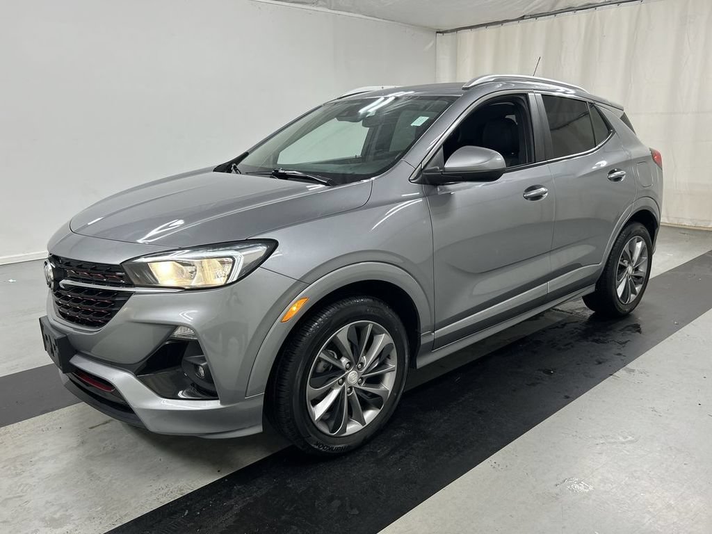 Certified 2023 Buick Encore GX Select w/ Sport Touring Package FWD image 5