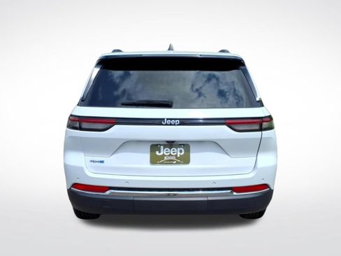 Used 2024 Jeep Grand Cherokee Limited 4xe AWD/4WD image 4