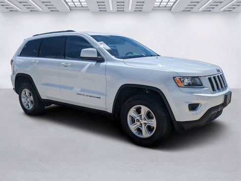 Used 2016 Jeep Grand Cherokee Laredo w/ Quick Order Package 23E AWD/4WD image 1