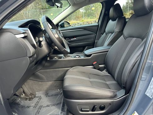 Used 2025 MAZDA CX-50 2.5 Hybrid w/ Preferred Pkg image 13