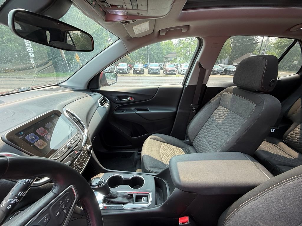 Used 2018 Chevrolet Equinox LT w/ Sun & Infotainment Package FWD image 19