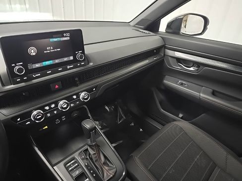 Used 2024 Honda CR-V Sport image 26