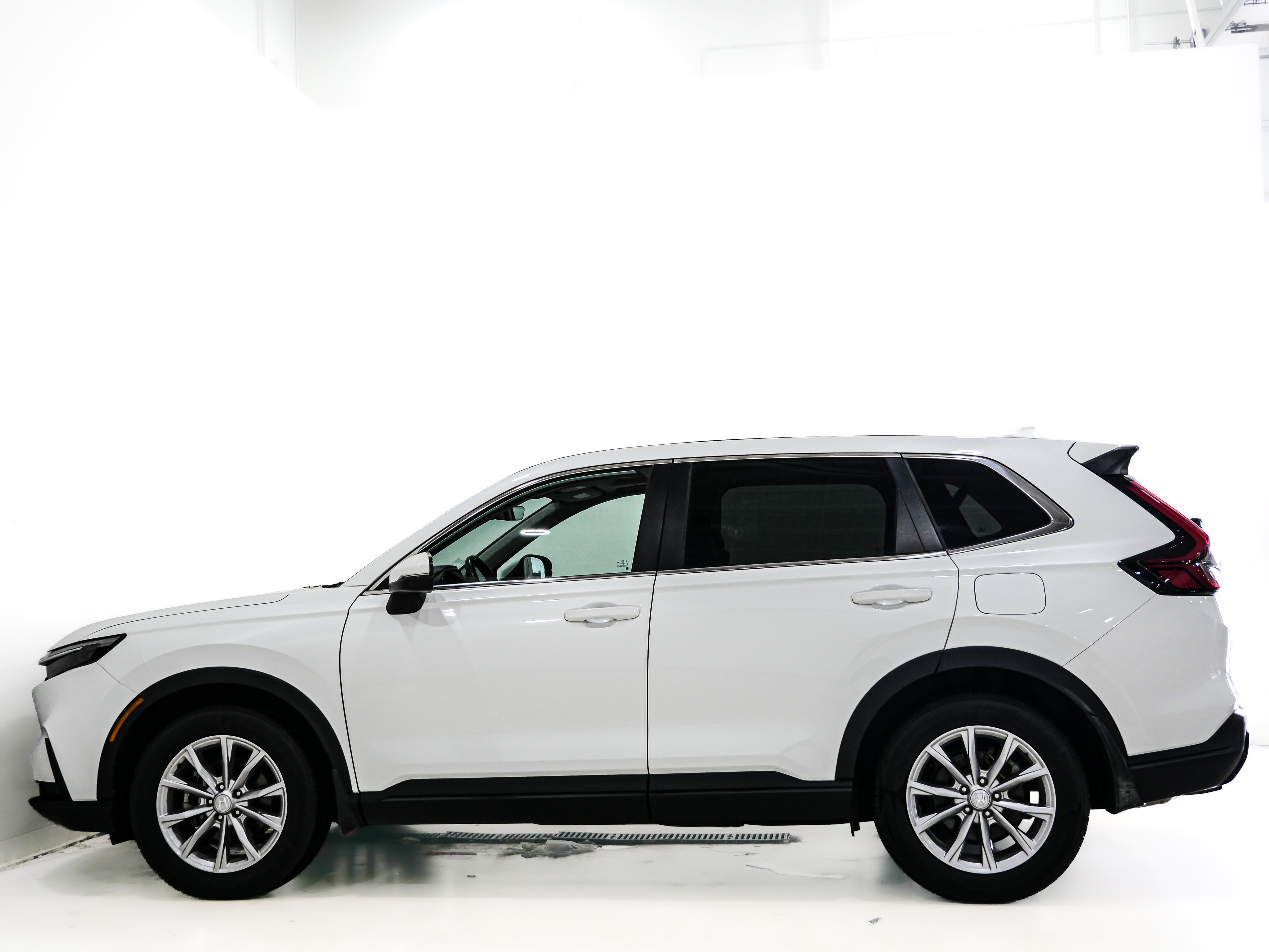 Used 2023 Honda CR-V EX-L image 6