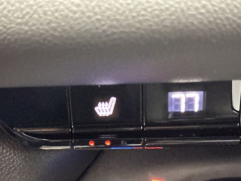 Used 2024 Chevrolet Blazer LT image 36