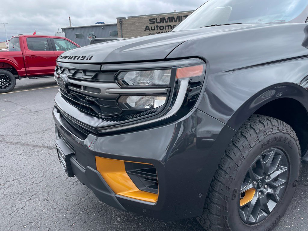 Used 2025 Ford Expedition Tremor AWD/4WD image 45