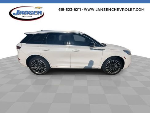 Used 2020 Lincoln Corsair Reserve w/ Equipment Group 202A AWD/4WD image 9