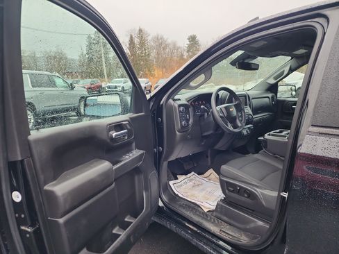 Used 2023 Chevrolet Silverado 1500 Custom image 9