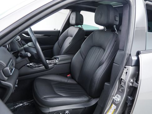 Certified 2022 Maserati Levante GT AWD/4WD image 19