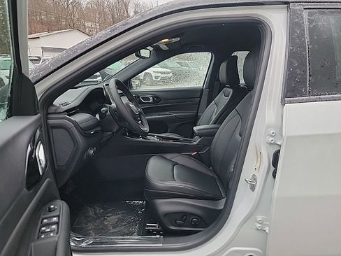 New 2026 Jeep Compass Limited image 6