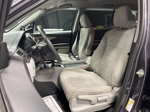 Used 2020 Honda Pilot LX image 13