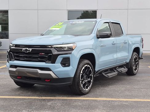 Used 2026 Chevrolet Colorado Z71 w/ Technology Package AWD/4WD image 1