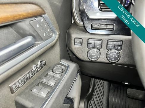 Used 2026 Chevrolet Silverado 1500 High Country w/ High Country Premium Package AWD/4WD image 25