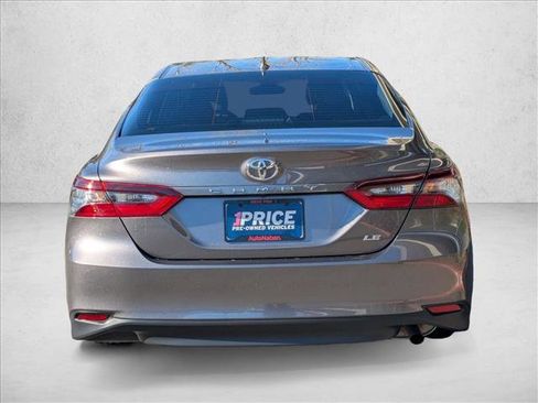 Used 2022 Toyota Camry LE w/ Carpet Mat Package (TMS) image 7